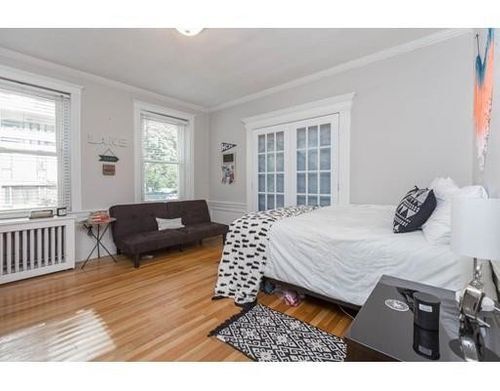 Building Photo - 32 James St