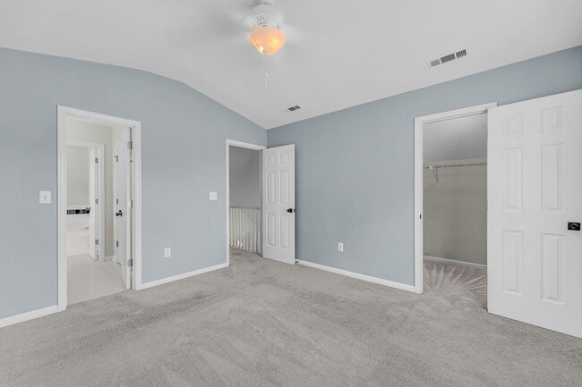 Building Photo - Charming 3BR/2.5BA Home with 2-Car Garage & Fenced Yard in Citadel Woods — West Ashley