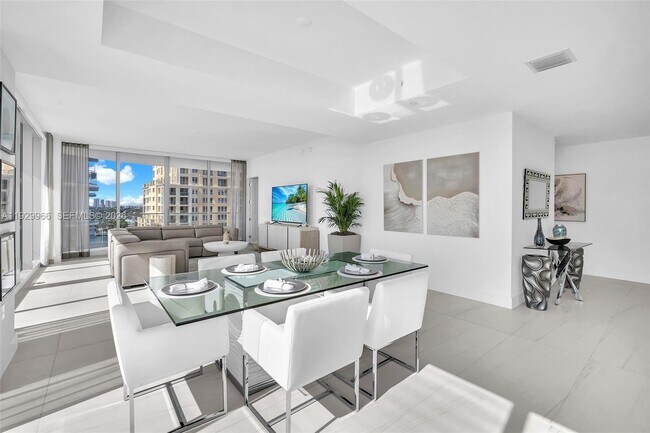 Building Photo - 151 N Seabreeze Blvd