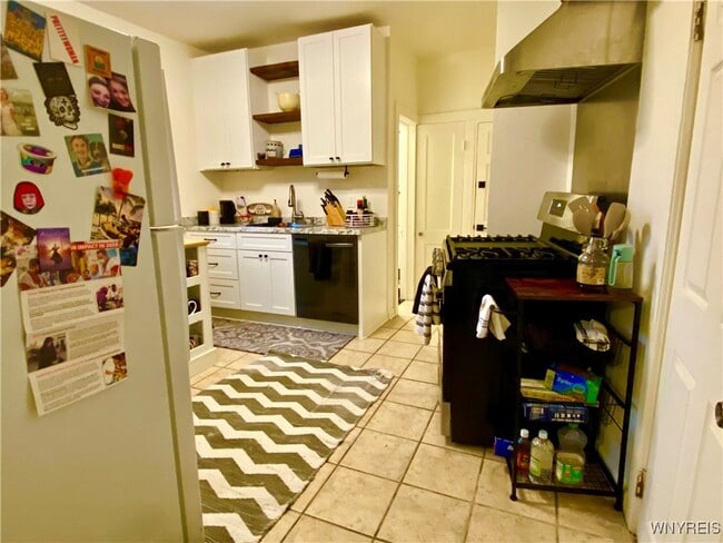 Building Photo - 286 Ashland Ave