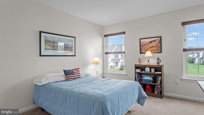 Building Photo - 301 Holly Hill Ct