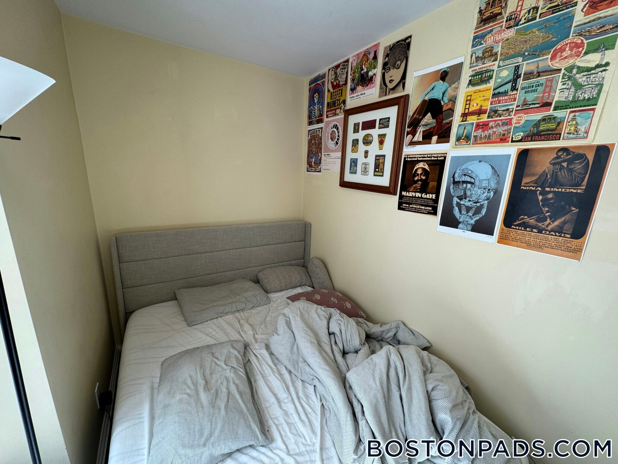 Building Photo - 183 River St