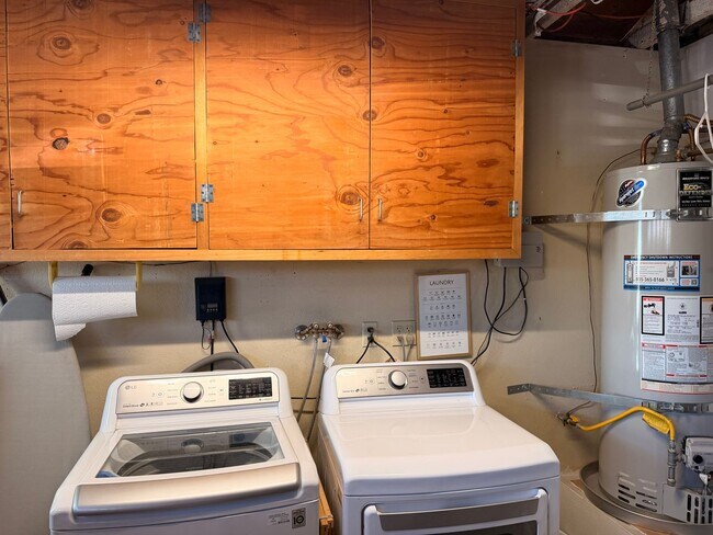 Building Photo - Nicely updated -one story home in Camarilo's desirable Mission Oaks Neighborhood