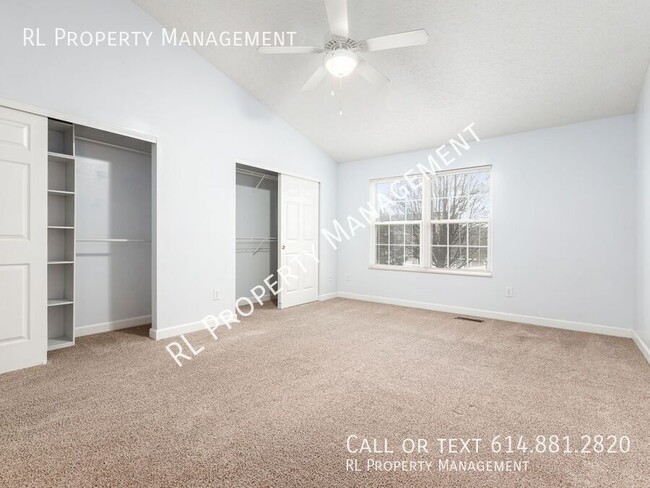 Building Photo - Nice 2 Bedroom/1.5 Bathroom Condo