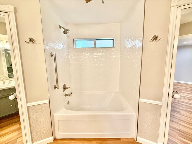 Building Photo - 5231 Alamosa Ln