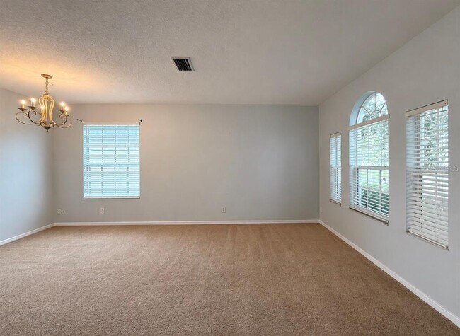 Building Photo - 9630 Baton Rouge Ln