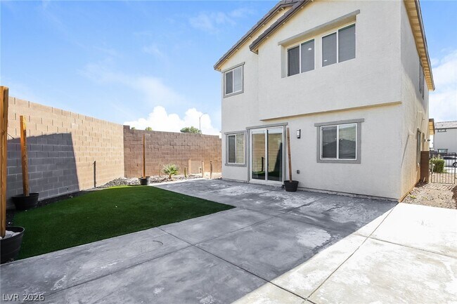 Building Photo - 2936 Sunday Silence Rd