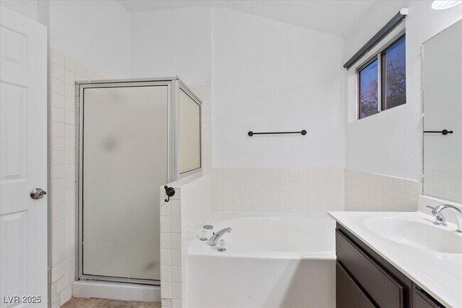 Building Photo - 2559 Kilmaron Cir