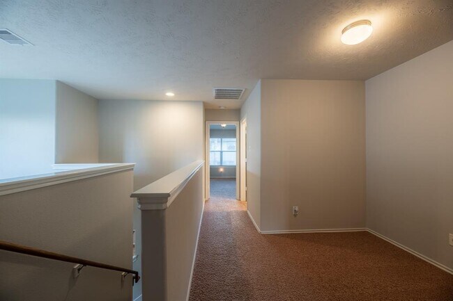 Building Photo - 18 Whitekirk Pl