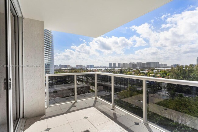 Building Photo - 19111 Collins Ave