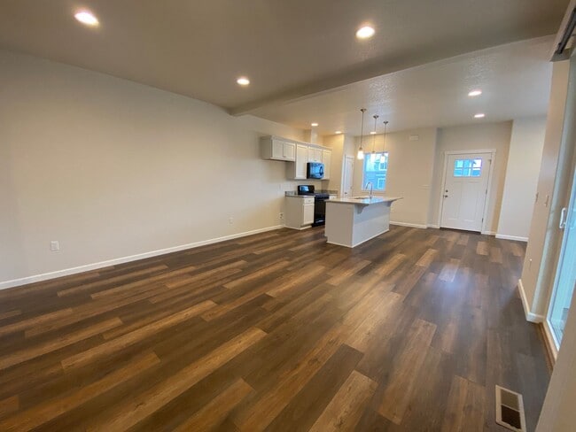 Building Photo - NEW CONSTRUCTION AT THE GLEANNS AT BARBERRY!