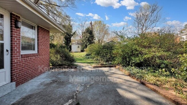 Building Photo - 5411 Windingbrook Rd