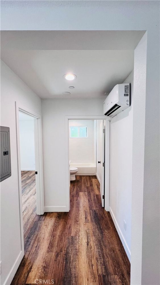 Building Photo - 1807 S Gramercy Pl
