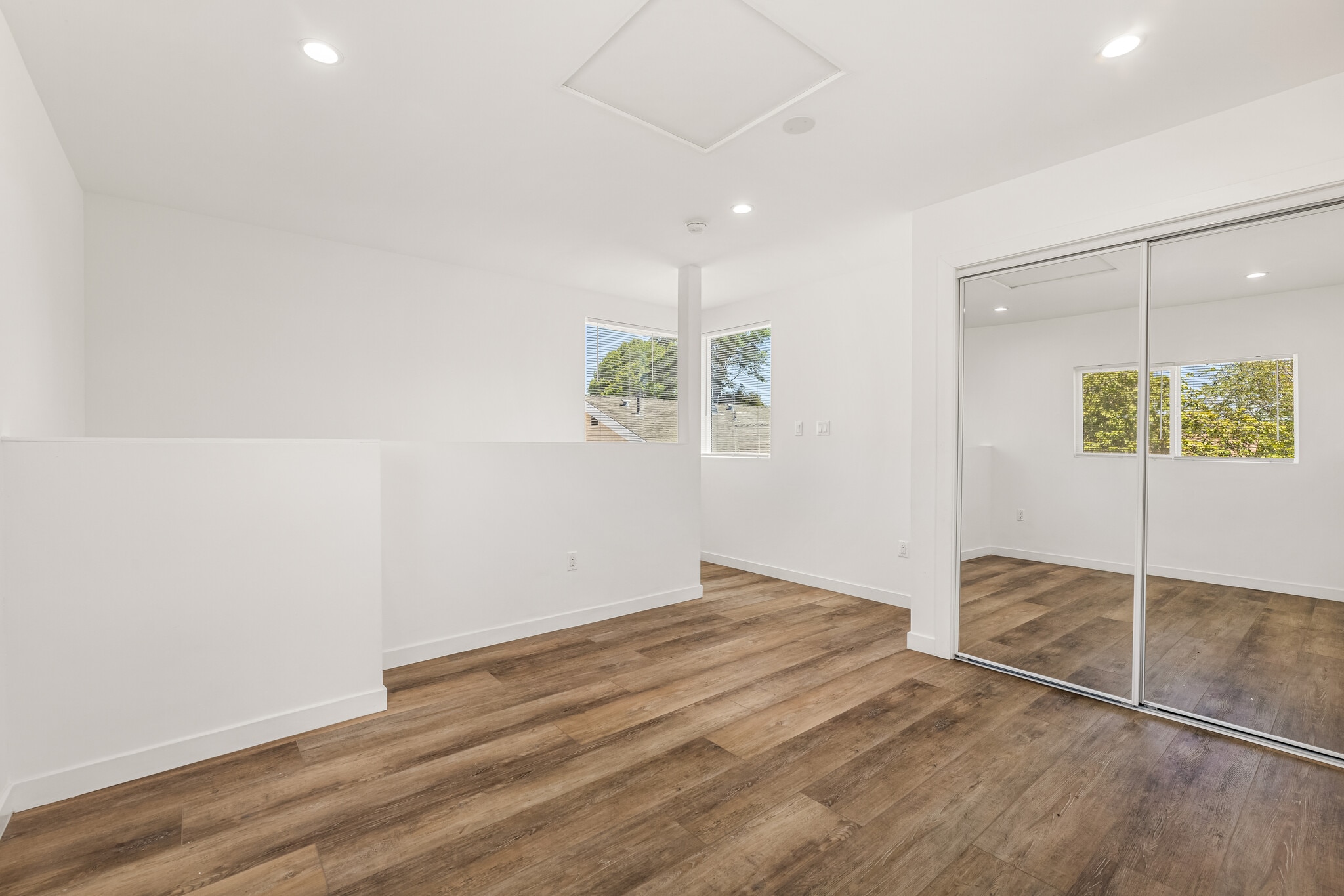 Building Photo - 6731 Amigo Ave