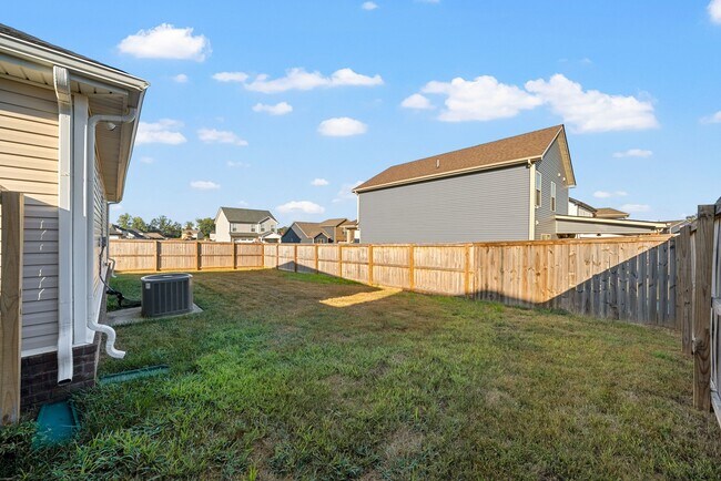 Building Photo - 268 Dugger Dr