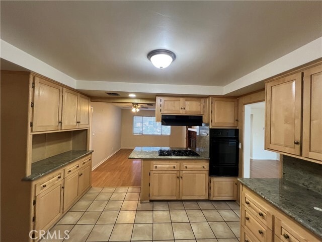 Building Photo - 616 S Archer St