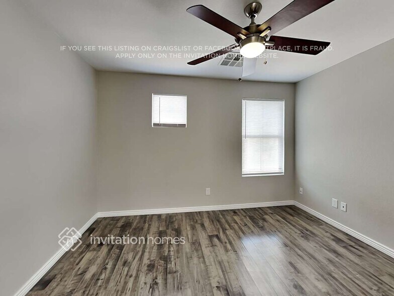 Building Photo - 3765 E Kerry Ln
