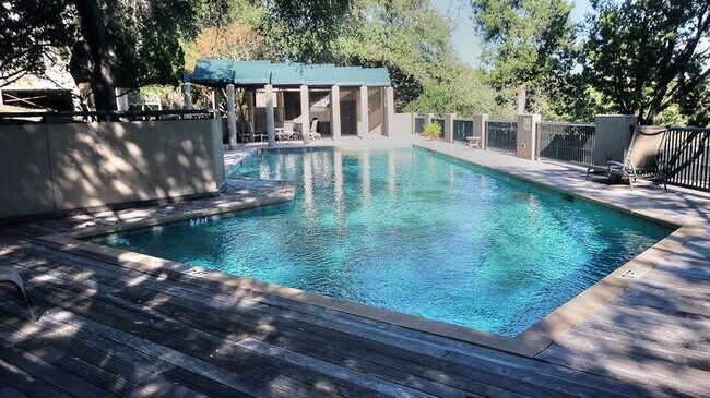 Building Photo - 1735 Spyglass Dr