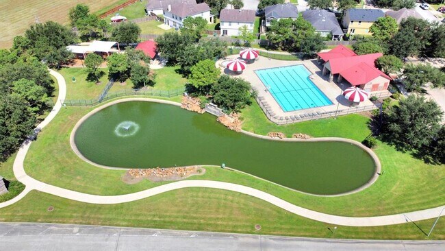 Building Photo - 6903 Oleander Grove Way