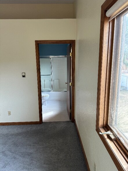 Building Photo - 439 Birch Ave