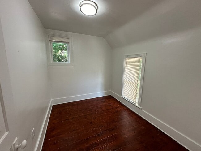 Building Photo - 1253 College Ave NE