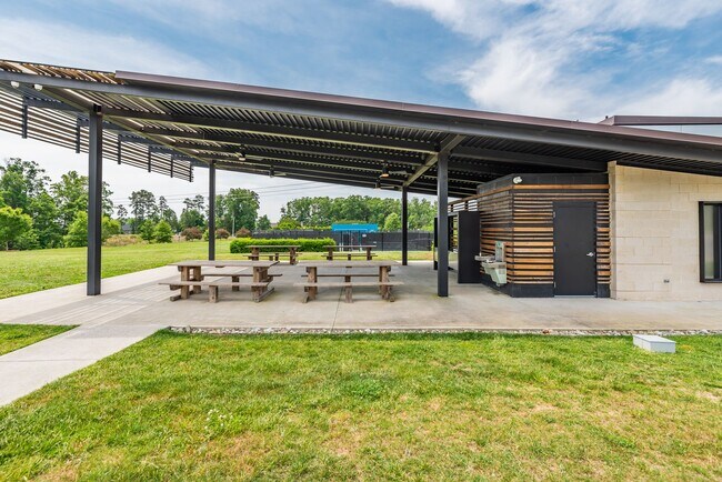 Building Photo - Beautiful Home in Briar Chapel-Many Amenities!