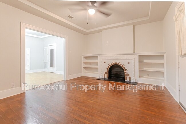 Building Photo - 1420 NW 22nd St