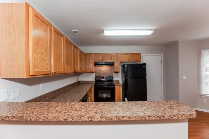 Building Photo - 1928 Bromwich Rd