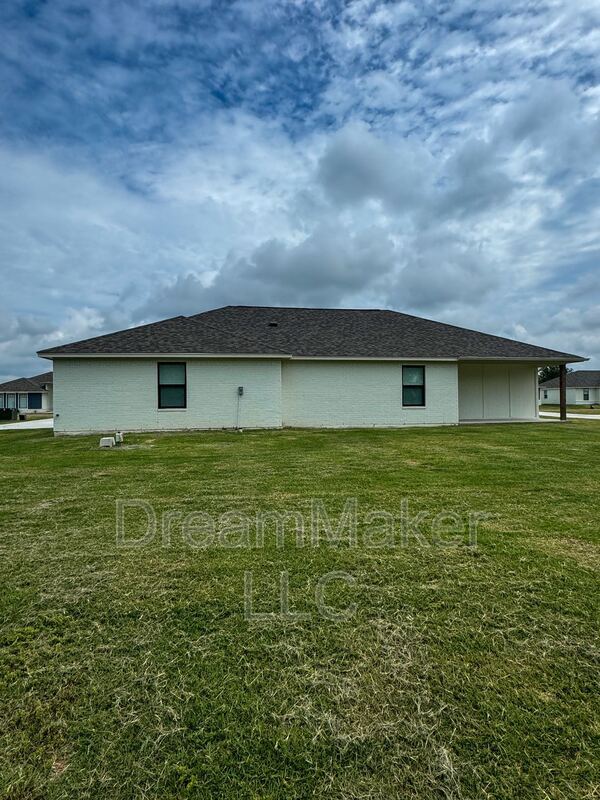 Building Photo - 736 Apple Blossom Wy