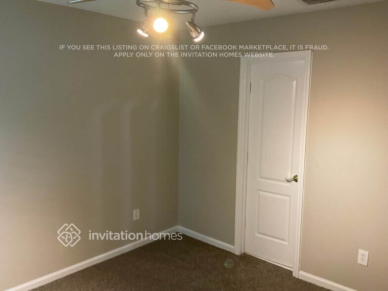 Building Photo - 11315 Claudine Ct