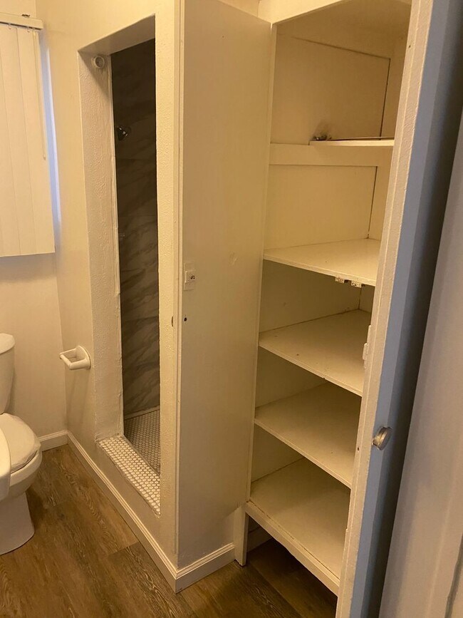 Building Photo - 1757 6th St