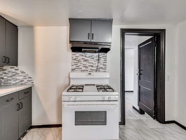 Building Photo - 5810 NW 41st St