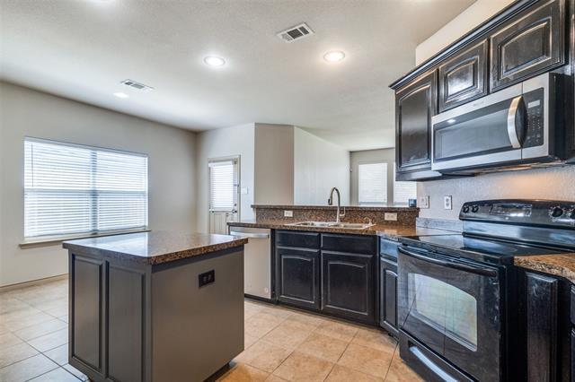 Building Photo - 3129 Buckthorn Ln