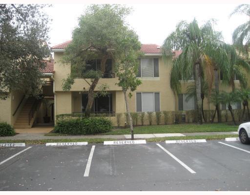 Building Photo - 701 Lyons Rd