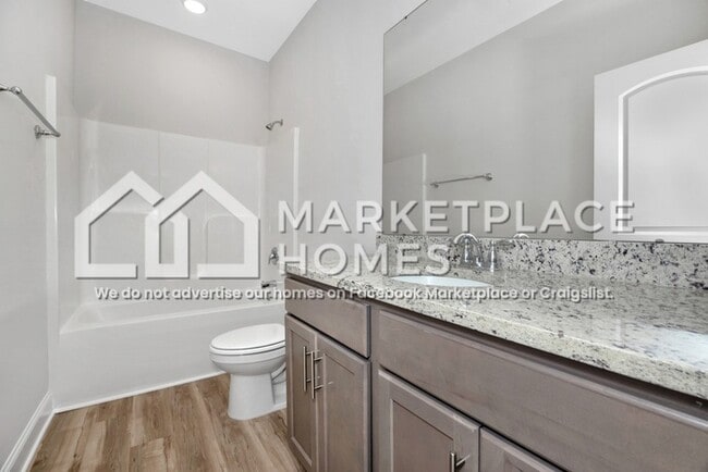 Building Photo - 14138 Nursery Dr