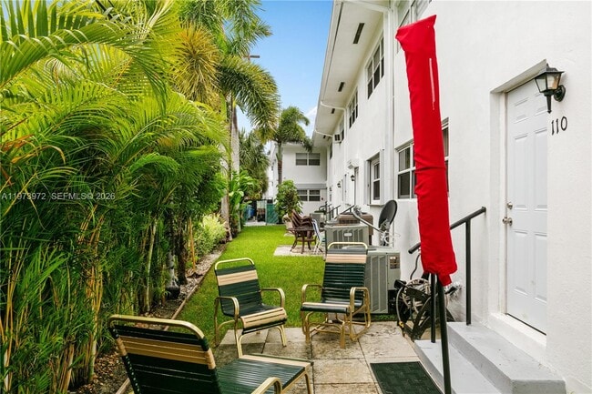 Building Photo - 3131 S Ocean Dr