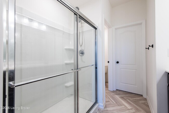 Building Photo - 10029 Windcrest Farms Ln