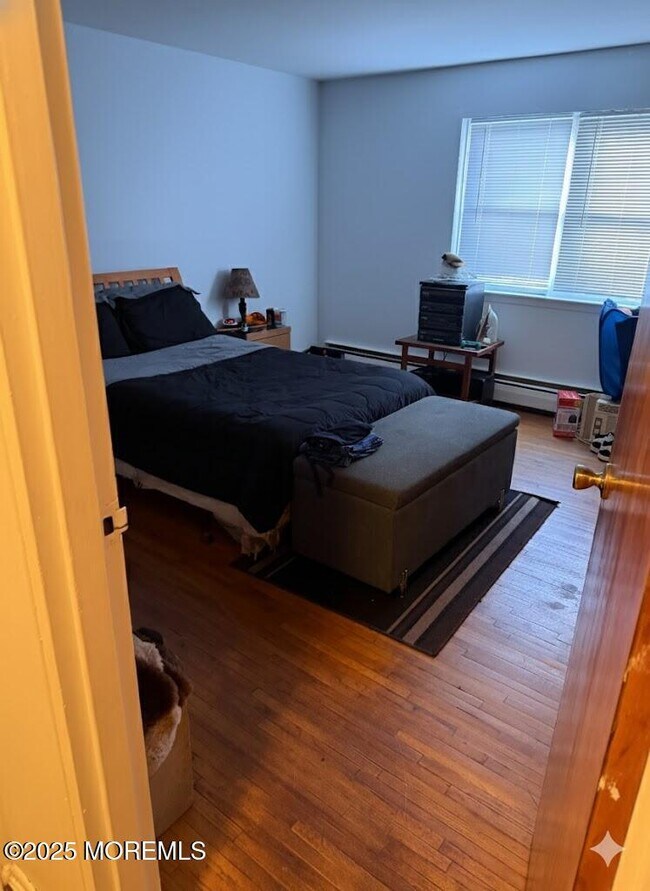 Building Photo - 76 Manchester Ct