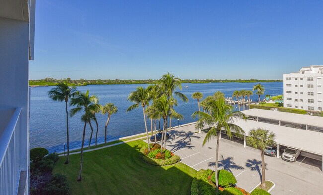 Building Photo - 2860 S Ocean Blvd