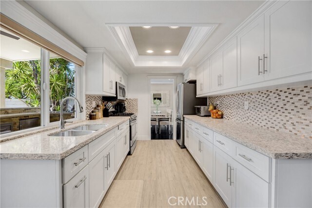 Building Photo - 1320 N Van Gogh Cir