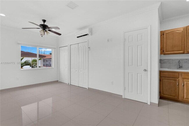 Building Photo - 1777 SW 136th Pl