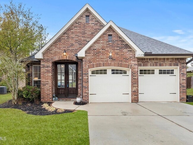 Building Photo - 17179 Palm Ridge Dr