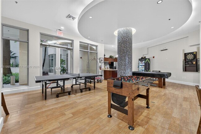 Building Photo - 1830 Radius Dr