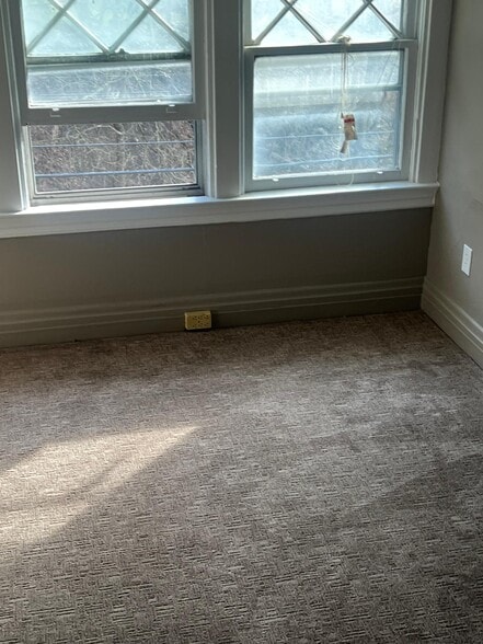 Building Photo - 601 Chestnut St