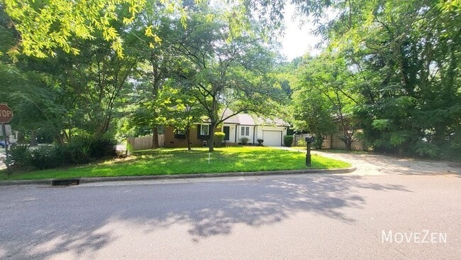 Building Photo - 4601 Kresson Pl