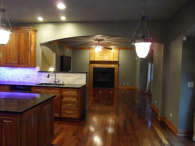 Building Photo - 1326 Walnut Ridge Dr