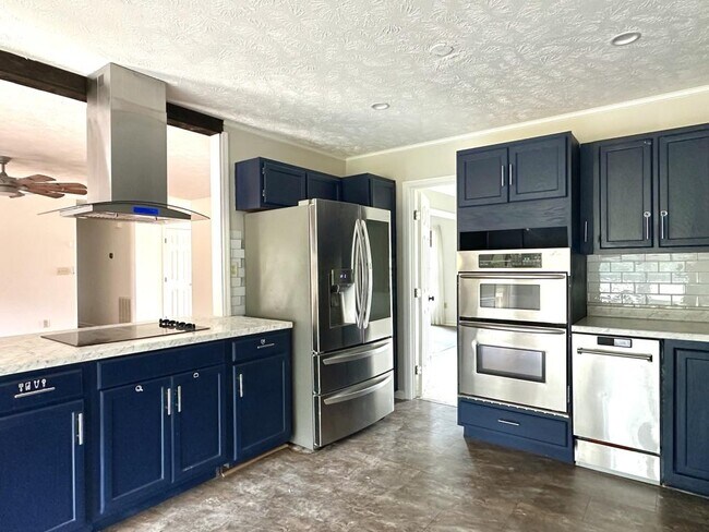 Building Photo - 6604 Kodiak Dr
