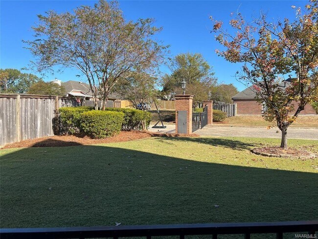 Building Photo - 2230 Wyndgate Dr