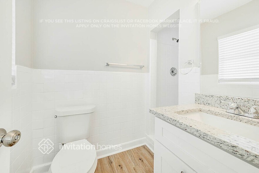 Building Photo - 1720 Newton St