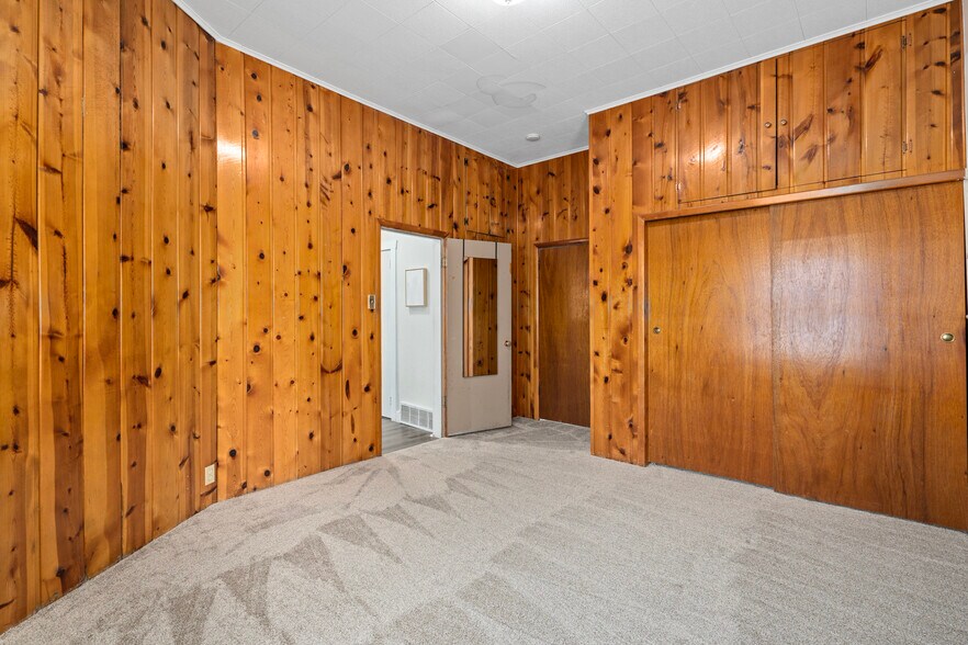 Building Photo - 235 S 300 E
